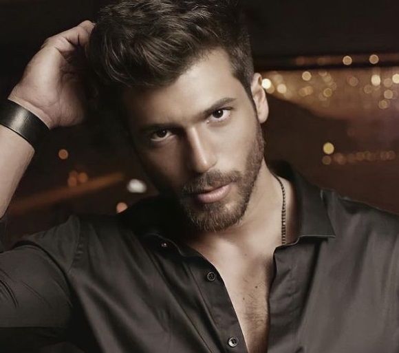 Can Yaman'dan şaşkına çeviren not - Sayfa:2