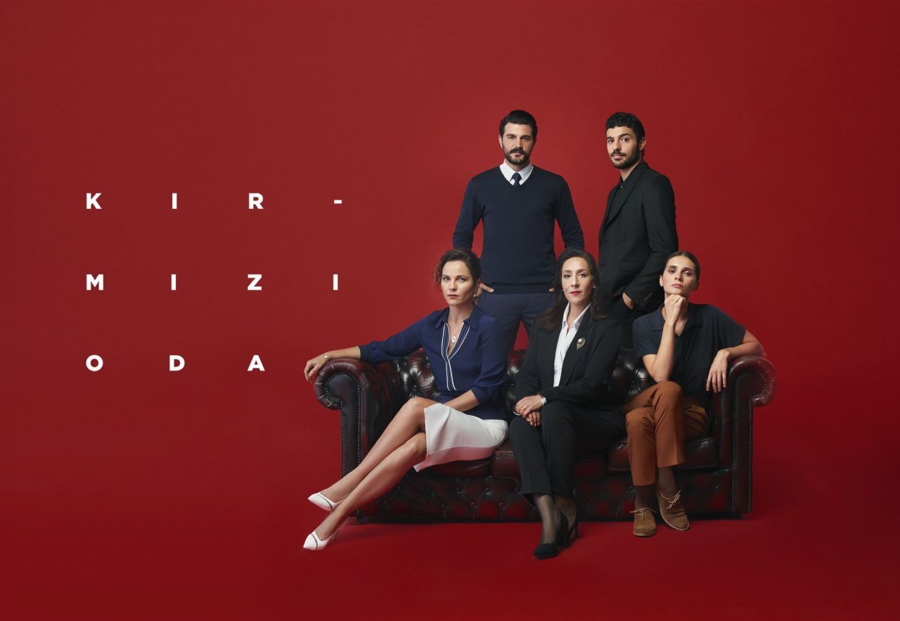 Kırmızı Oda dizisine bir bomba transfer daha! Hangi usta oyuncu kadroya katıldı? - Sayfa:1
