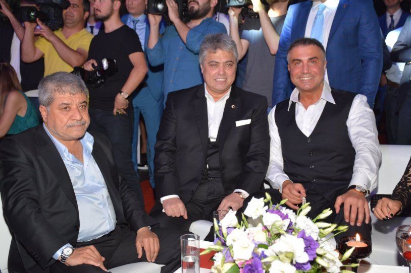Sedat Peker ile fotoğraflarını paylaşan ünlü isimler, şimdi de silme yarışına girdi! - Sayfa:3