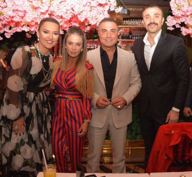 Tolga Karel, Sedat Peker ile fotoğrafını paylaştı: Sözde sanatçılar Sedat abiyle çekilen fotoğrafları siliyormuş - Sayfa:4