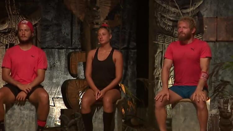 Survivor 2021'de şoke eden ayrılık! Hangi şampiyonluk adayı Survivor'a veda etti? - Sayfa:4