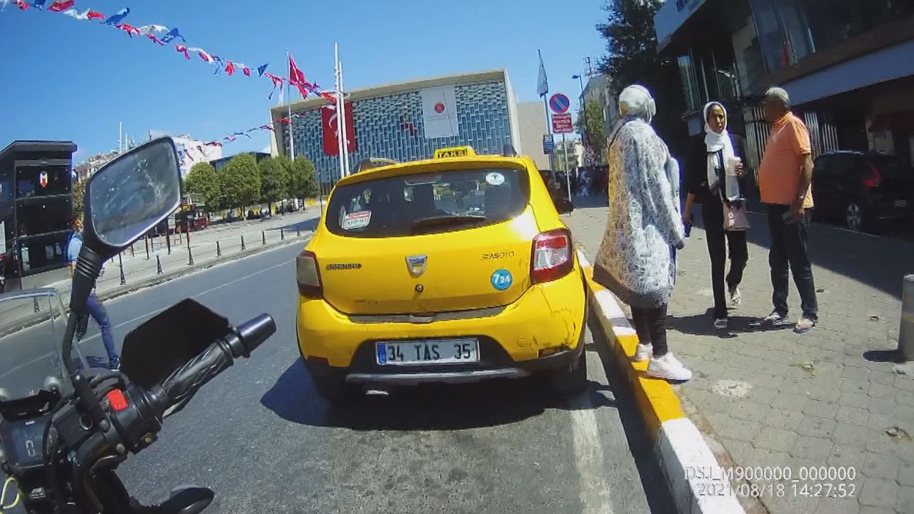 25 liralık yol için 160 lira isteyen taksici turistleri isyan ettirdi - Sayfa:4