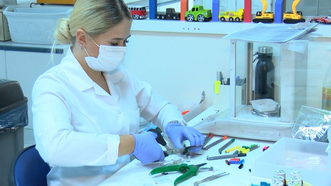 İstanbul'da kırtasiye ürünleri laboratuvarda böyle test ediliyor - Sayfa:2