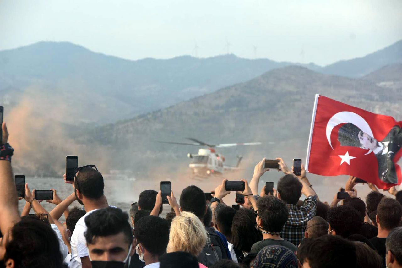 İzmir'in kurtuluşu... Türk pilotlar nefes kesti - Sayfa:4
