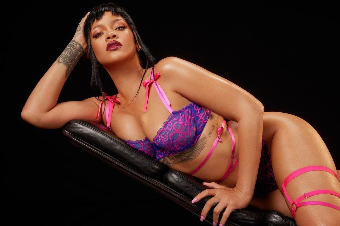 Rihanna’nın altın çağı! Kendisine özel tasarımlarla şov yaptı - Sayfa:1