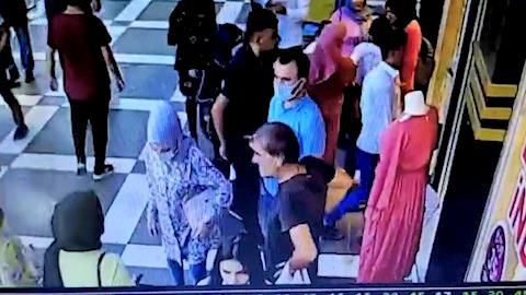 Bu hırsızlık pes dedirtti! Cansız mankeni böyle çaldı - Sayfa:1