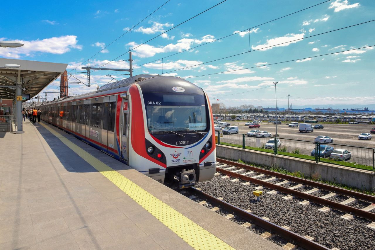 Bu kartlarınız varsa Marmaray ve TCDD size ücretsiz! Marmaray'a kimler ücretsiz binebilir? Marmaray'da ücretsiz yolculuk yapılır mı? TCDD'de kimler ücretsiz yolculuk eder - Sayfa:4