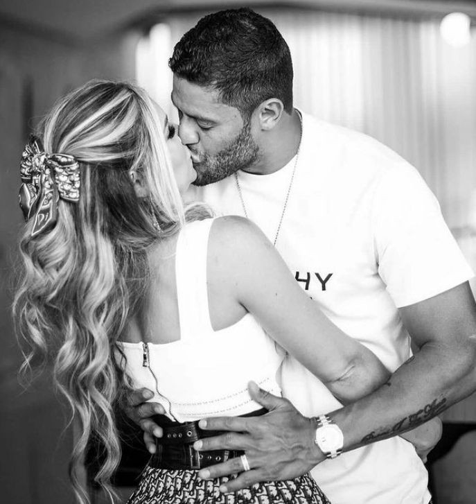 Hulk ve Camila Angelo çifti müjdeyi verdi - Sayfa:1