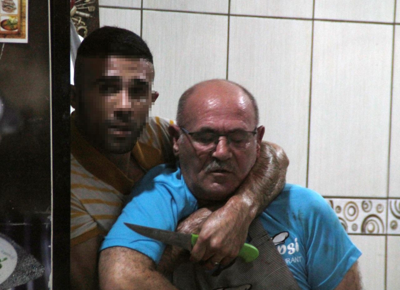 Beş saat boyunca boğazında bıçakla rehin alınmıştı takla atarak kurtuldu - Sayfa:2