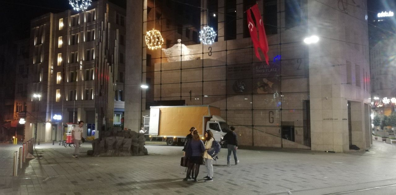 Galatasaray Meydanı yine Cumartesi Anneleri'ne kapalı... Cumartesi Anneleri, eylemin 861’incisini online olarak gerçekleştirdi - Sayfa:2