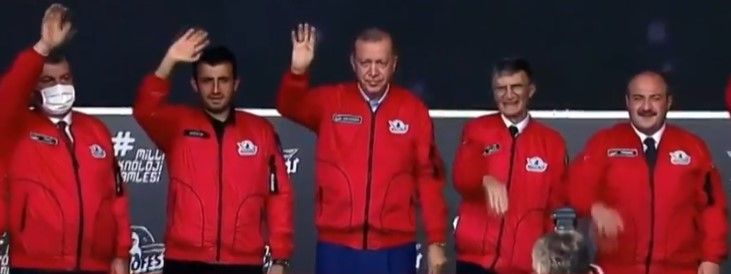 TEKNOFEST'te maske krizi! Fahrettin Koca, damat Selçuk Bayraktar'ın isteğini reddeti! - Sayfa:3