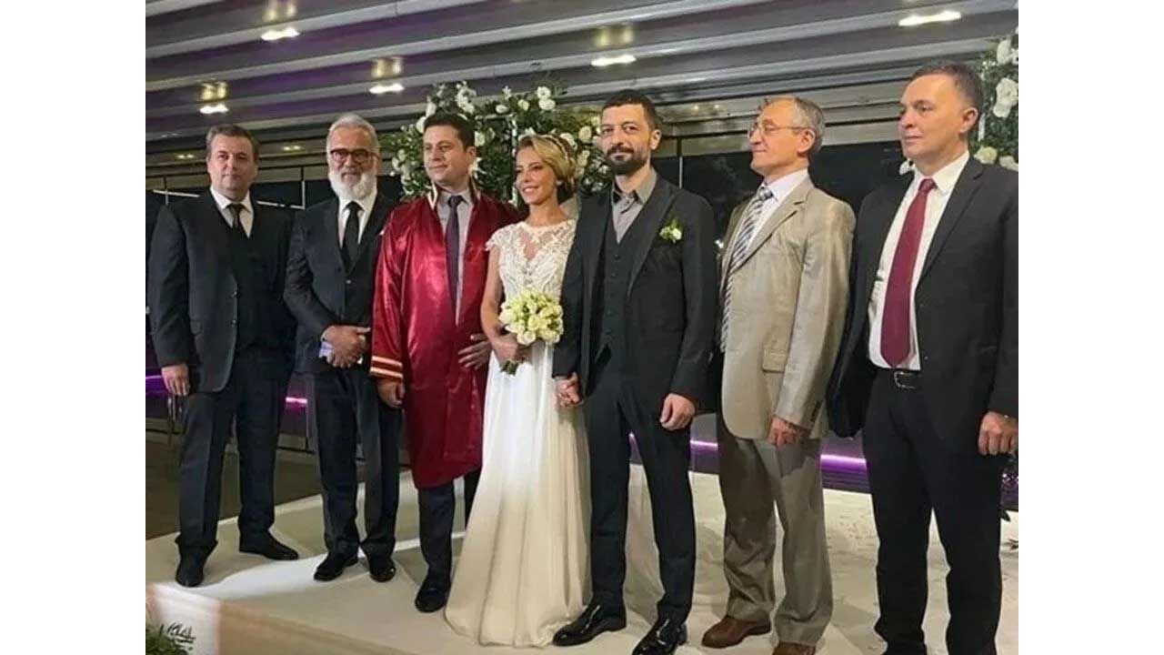 Vildan Atasever o iddia için özür diletti - Sayfa:2