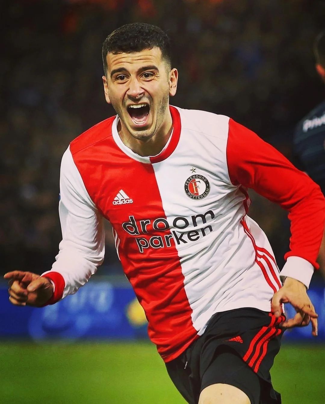 Oğuzhan Özyakup'un sevgilisi cesur pozlarıyla sosyal medyayı salladı! - Sayfa:3