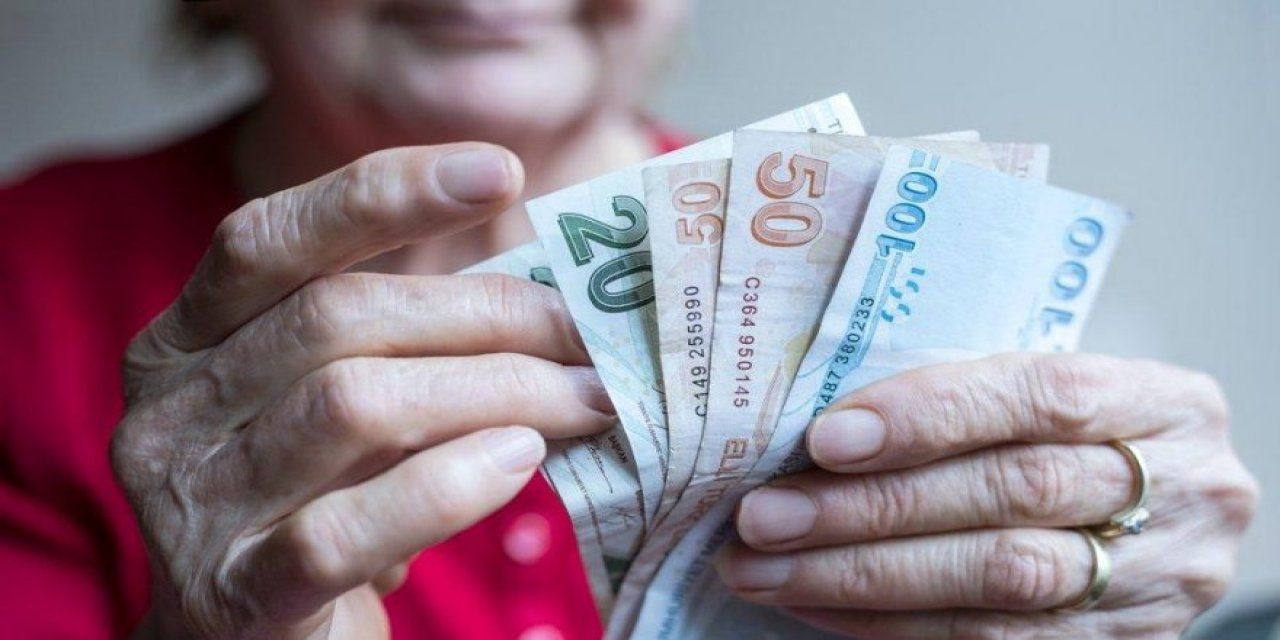 Türk-İş Başkanı'ndan 2022 asgari ücret zammıyla ilgili heyecanlandıran çıkış: 45 yıla bedel olacak - Sayfa:2