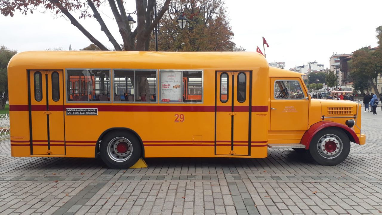 Sultanahmet'te kamyondan dönüştürülen nostaljik otobüse ilgi - Sayfa:4