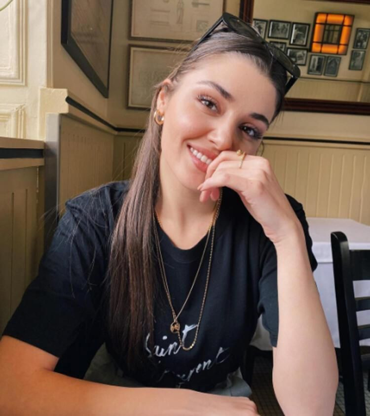 Hande Erçel'in reklam geliri dudak uçuklattı! - Sayfa:4