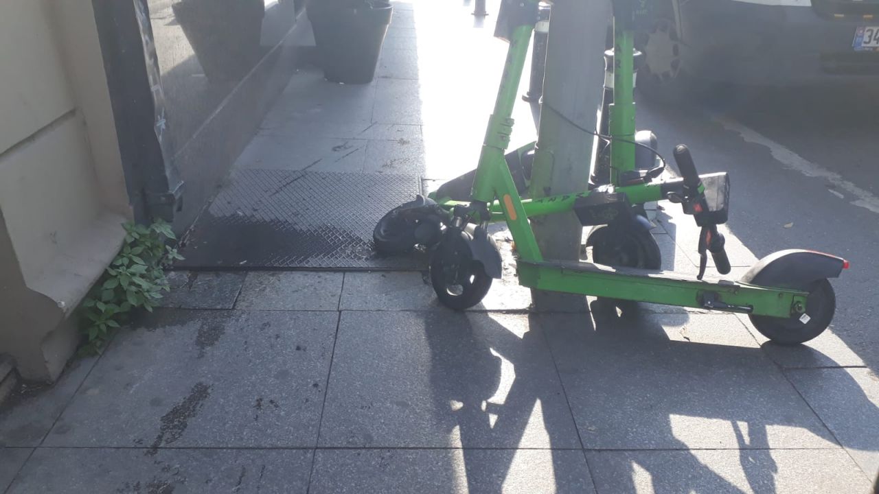 İstanbul'da kaldırımlarda yürümek artık işkence... Scooter'dan sonra şimdi de Moped işgali! - Sayfa:4