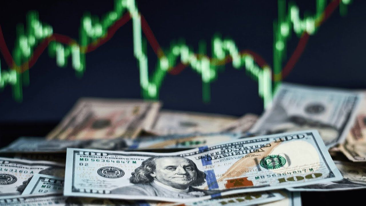 Dolar 15 Lira mı olacak? Sosyal medyada dolar capsleri aldı başını gitti - Sayfa:1