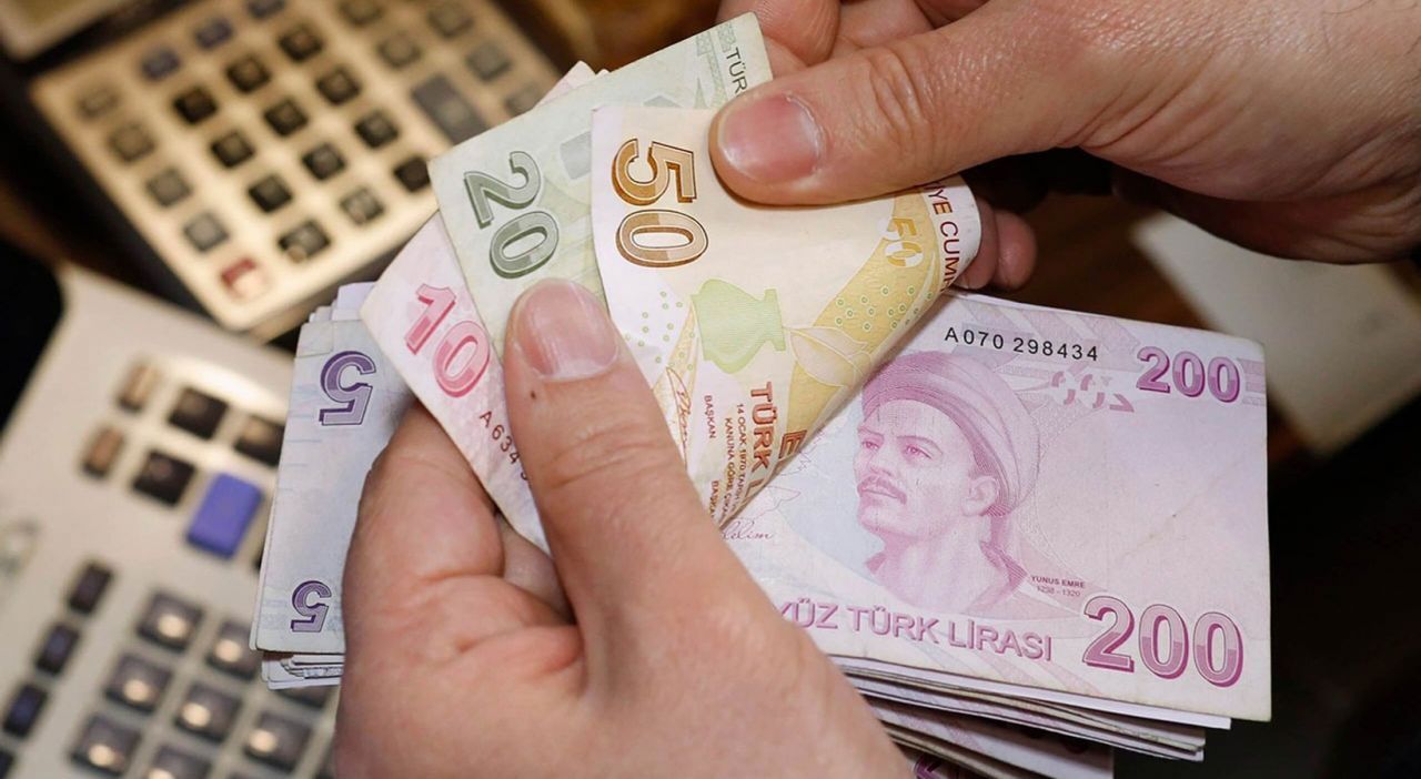 Görüşmeler önümüzdeki günlerde başlıyor! Asgari ücret için en güçlü tahmin 3 bin 447 bin lira - Sayfa:3