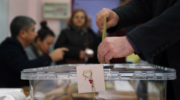 Dikkat çeken anket sonucu: Erdoğan'a görev onayı yüzde 40'ın altında. Metropoll Araştırma'nın Türkiye’nin Nabzı Kasım 2021 anketi açıklandı - Sayfa:1