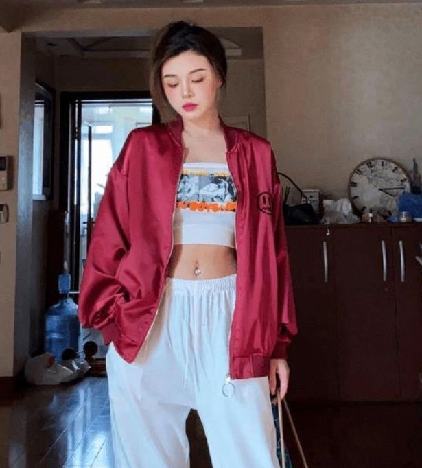 TikTok fenomeni canlı yayında intihar etti - Sayfa:1