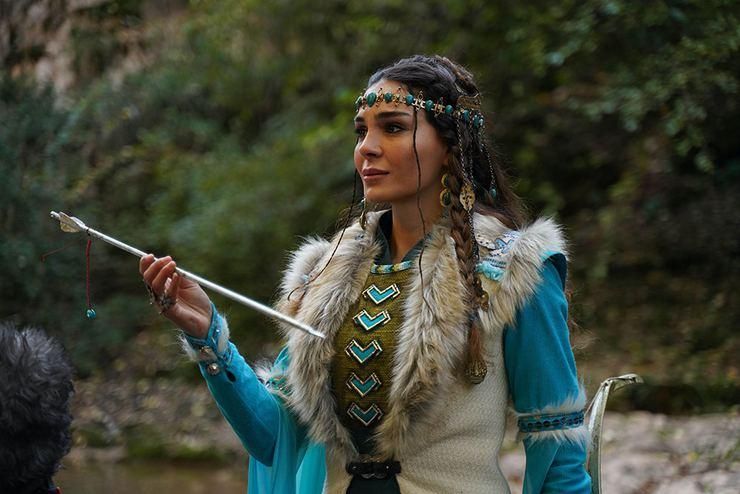 Destan'ın Akkız'ı Ebru Şahin sosyal medyayı salladı! - Sayfa:4