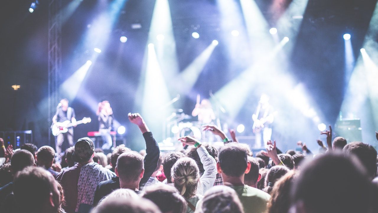 FLAŞ! Koronavirüsü köpekler bulacak! Amerika’da konserler için yeni koronavirüs tedbiri: Virüsün kokusunu alıyorlar - Sayfa:3