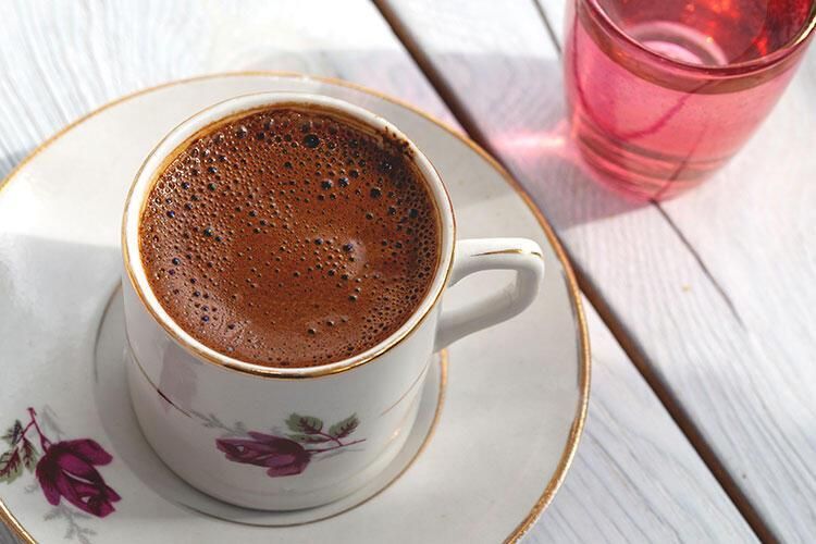 Sabah kahvesinden vazgeçemeyenler şokta! Sabah erken Türk kahvesi ve kahve içenlere acil uyarı. Kahvaltı öncesinde kahve içenlere uzmanından uyarı geldi. Aç karna kahve içenlerin sağlığı tehlikede - Sayfa:1