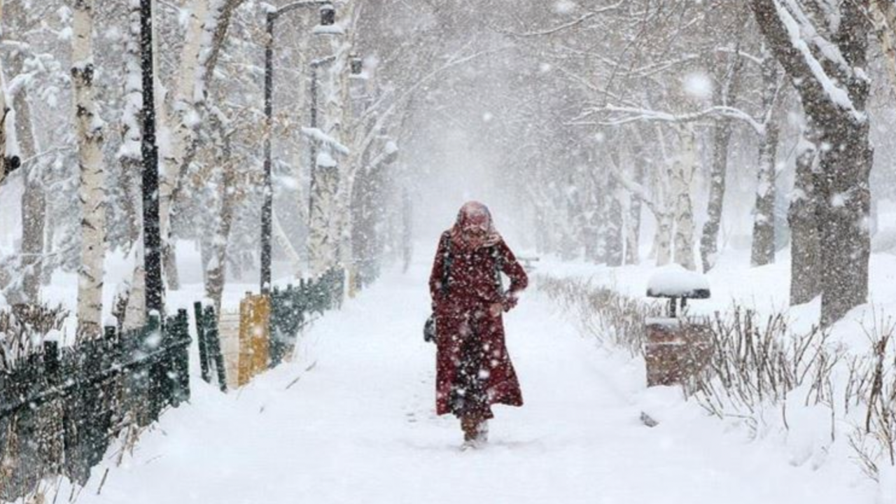 19 Ocak kar tatili açıklaması: Bugün Ankara’da okullar tatil mi? 19 Ocak İstanbul’da okullar tatil mi? - Sayfa:3