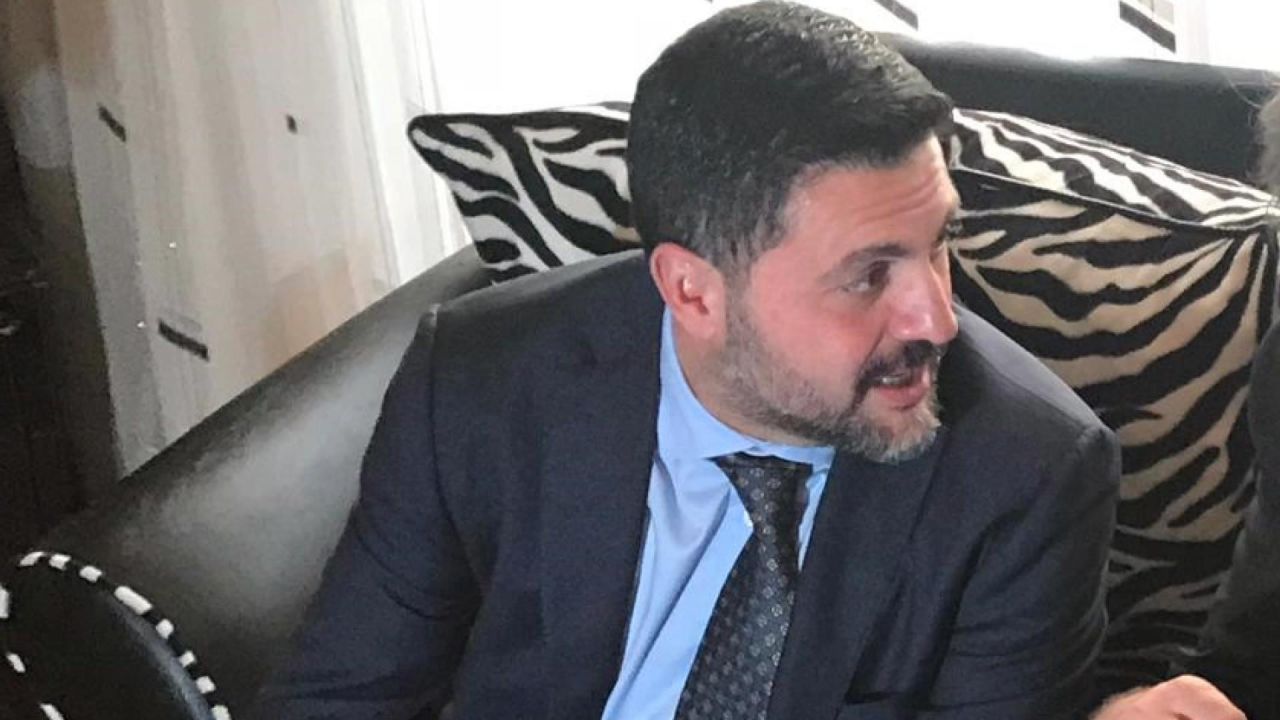 Ünlü sunucu Ece Erken'in avukat eşi Şafak Mahmutyazıcıoğlu öldürüldü! Şafak Mahmutyazıcıoğlu bir dönem Beşiktaş'ta yöneticilik de yapmıştı - Sayfa:2