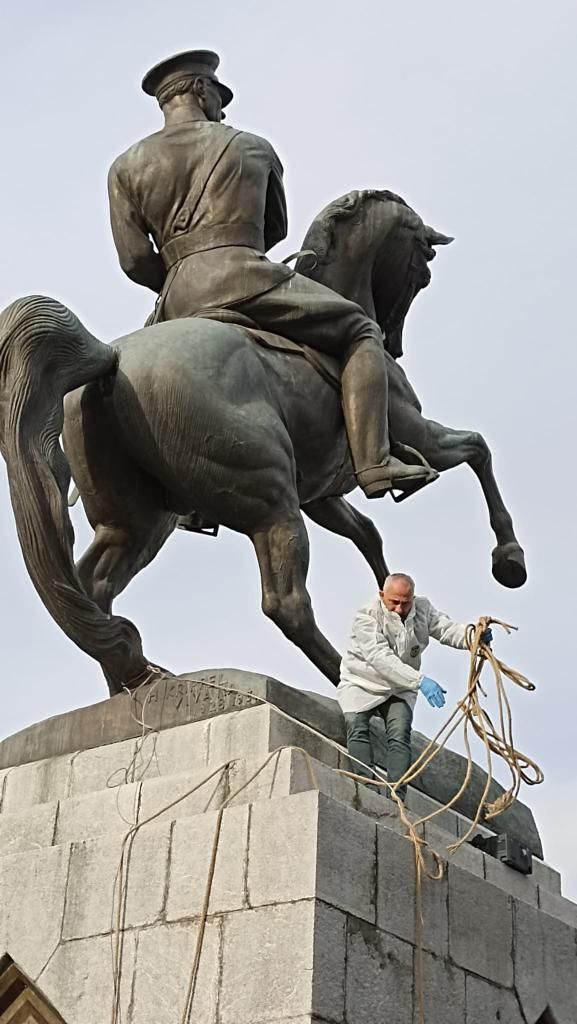 Samsun'daki Atatürk Anıtı'na saygısızlık.... Saldırgan kuzenler sabıkalı çıktı. Savcılıktaki ifadelerinin ardından tutuklandılar - Sayfa:3