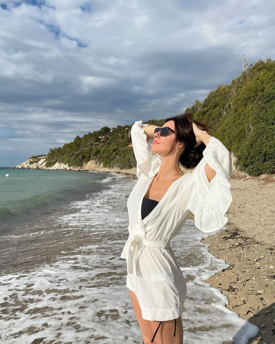 Defne Samyeli cesur paylaşımlarıyla nefes kesti - Sayfa:30