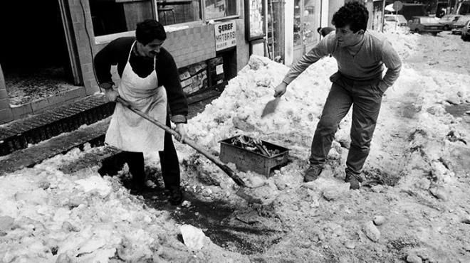 Efsanevi 1987 kar fırtınası merak ediliyordu İşte İstanbul'a bir gecede gelen efsanevi 1987 kar fırtınası - Sayfa:13