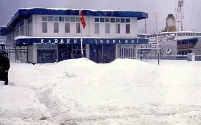 Efsanevi 1987 kar fırtınası merak ediliyordu İşte İstanbul'a bir gecede gelen efsanevi 1987 kar fırtınası - Sayfa:10