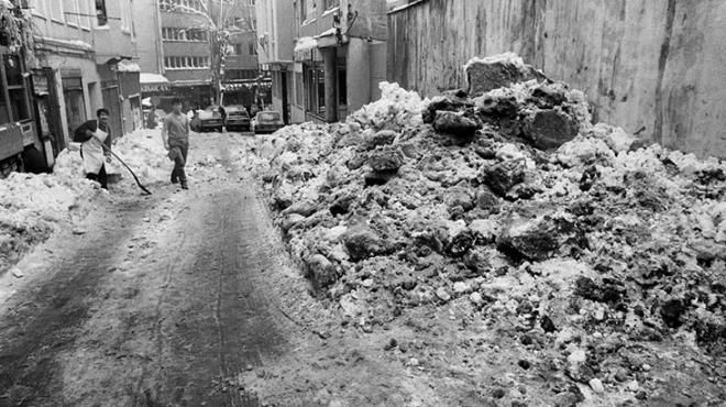 Efsanevi 1987 kar fırtınası merak ediliyordu İşte İstanbul'a bir gecede gelen efsanevi 1987 kar fırtınası - Sayfa:9