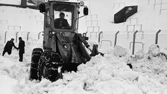 Efsanevi 1987 kar fırtınası merak ediliyordu İşte İstanbul'a bir gecede gelen efsanevi 1987 kar fırtınası - Sayfa:7