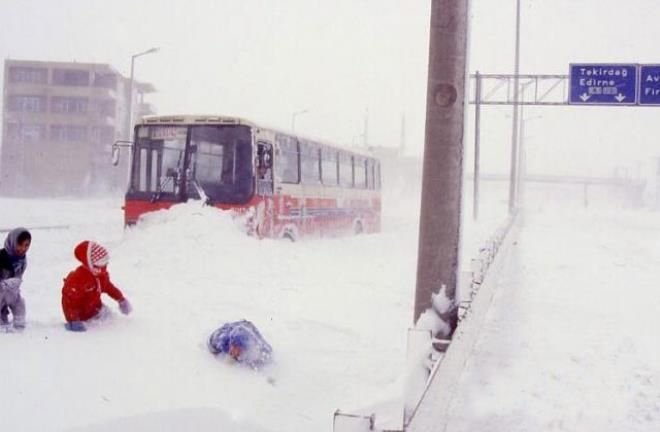 Efsanevi 1987 kar fırtınası merak ediliyordu İşte İstanbul'a bir gecede gelen efsanevi 1987 kar fırtınası - Sayfa:5