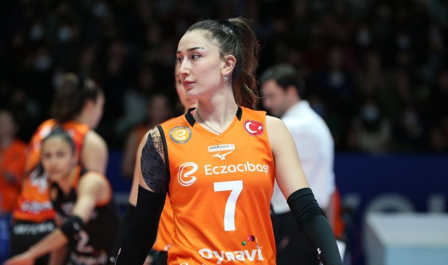 Milli voleybolcu açıkladı: Survivor'a katılacak mı? - Sayfa:4