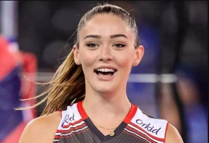 Milli voleybolcu Zehra Güneş'in sevgilisiyle boy farkı gündem oldu - Sayfa:2